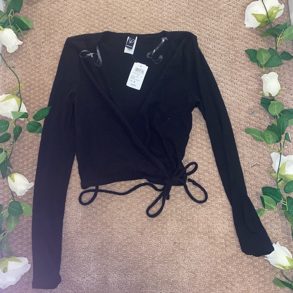 Windsor Long Sleeve Wrap Part Top Black Size Small / Tags On